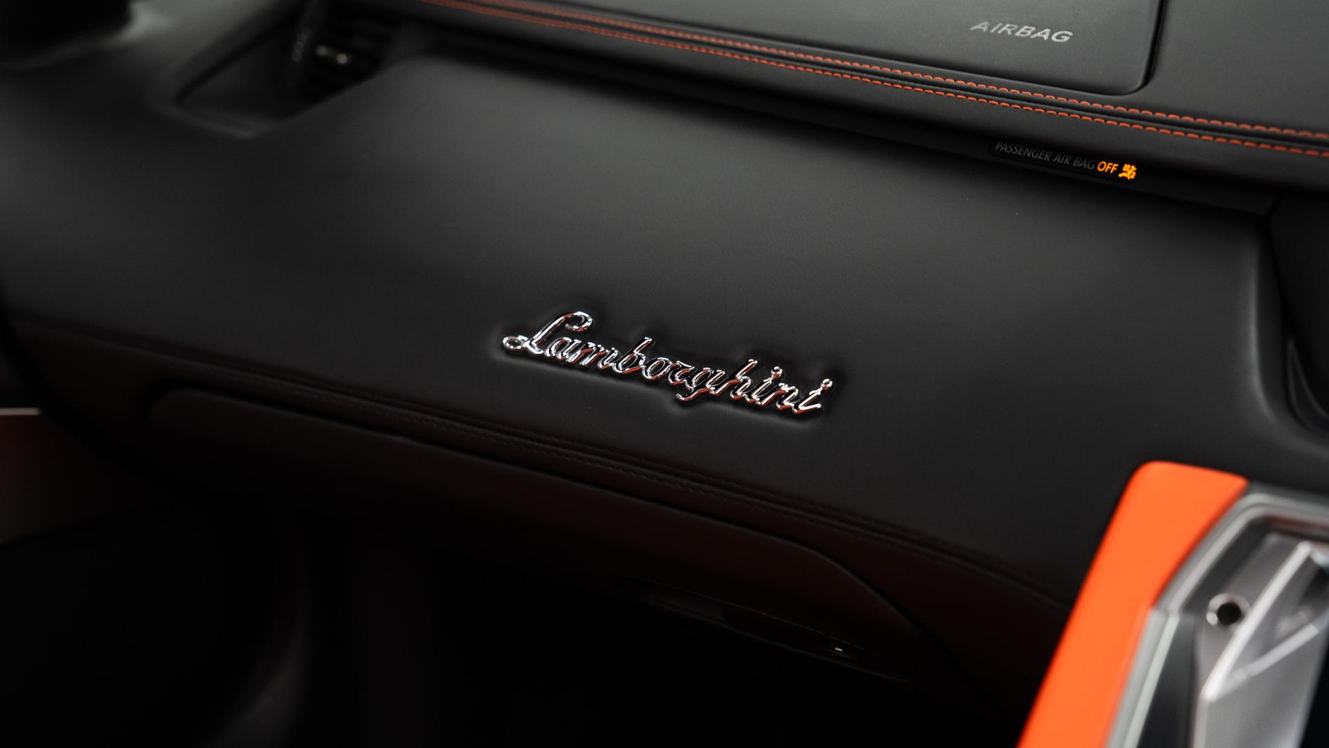 Lamborghini Aventador Photo be799cca-d4d9-4bc6-bd9a-4959d3497f49.jpg