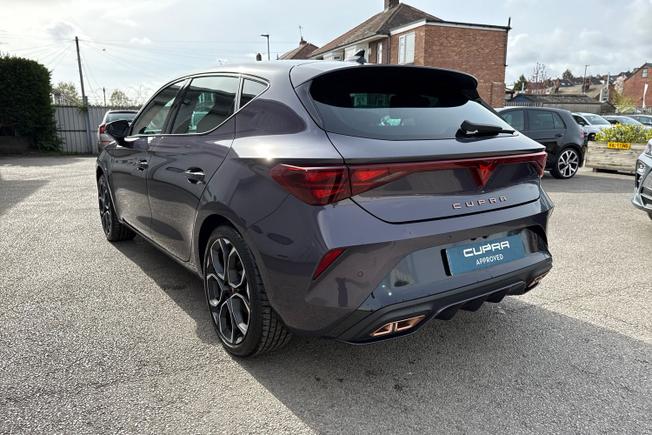 CUPRA Leon Photo 23