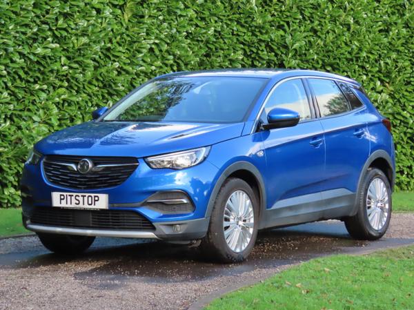 Used Vauxhall Grandland X LV69LSE 2