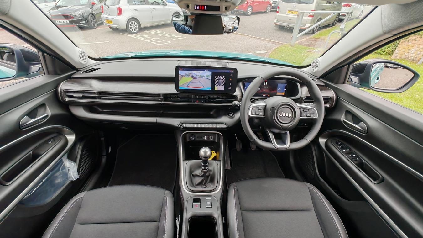 Used Jeep Avenger HX73MPO 25