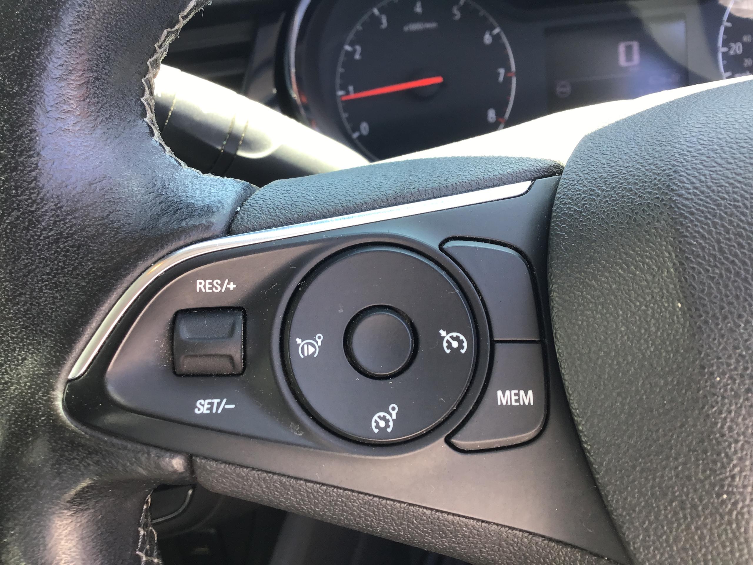 Vauxhall Crossland X Photo 18