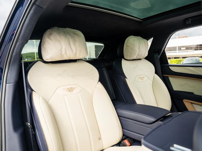 BENTLEY Bentayga  Photo 24