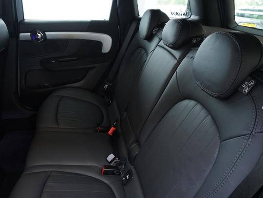 MINI Countryman Photo beadd6bf-2dcb-45ad-8189-273e4a640d31.jpg