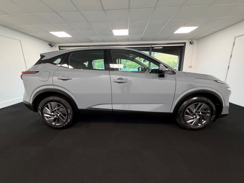 Nissan Qashqai Photo beca2c40-0966-44b5-b23b-c8fa5ae9b979.jpg