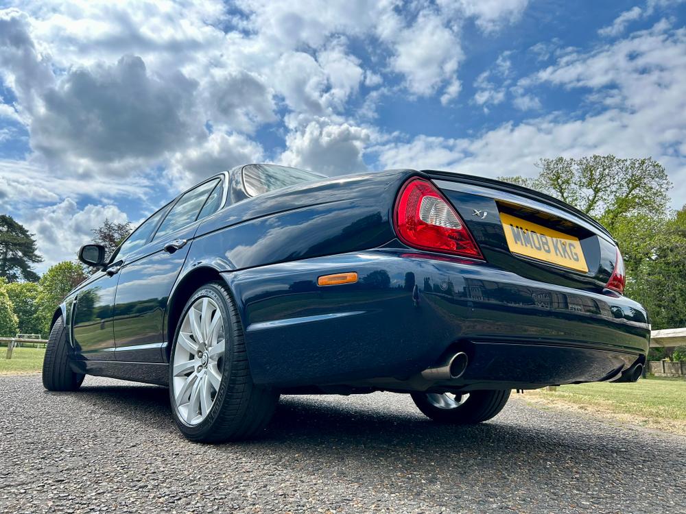 Used Jaguar XJ MM08KKG 20
