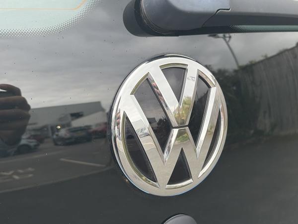 Volkswagen up! Photo 22
