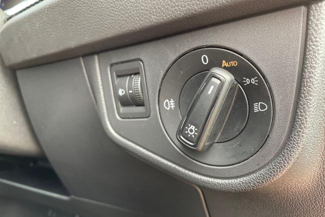 VOLKSWAGEN Polo Photo 16