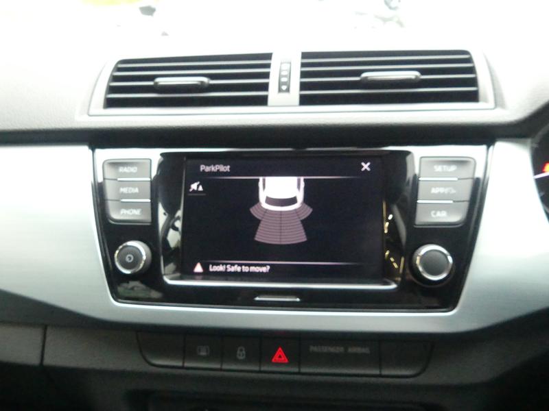 Skoda Fabia Photo bf182534-6b7d-49f4-9715-a0f57c4c8019.jpg