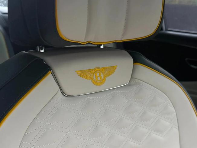 BENTLEY Flying Spur Photo 25