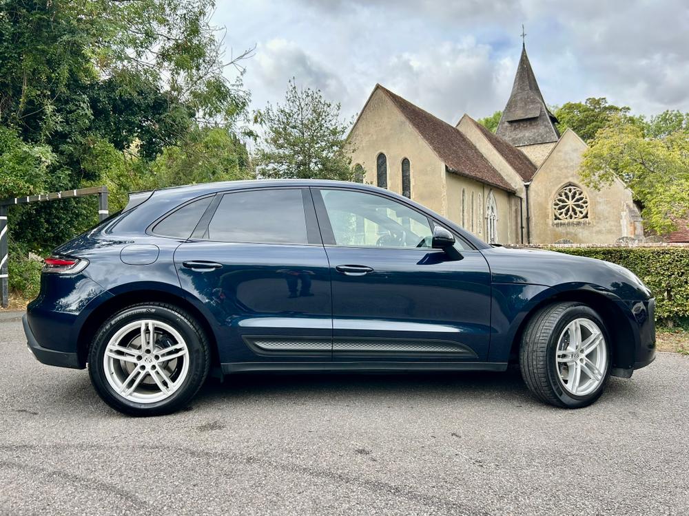Used Porsche Macan YJ72ASM 25