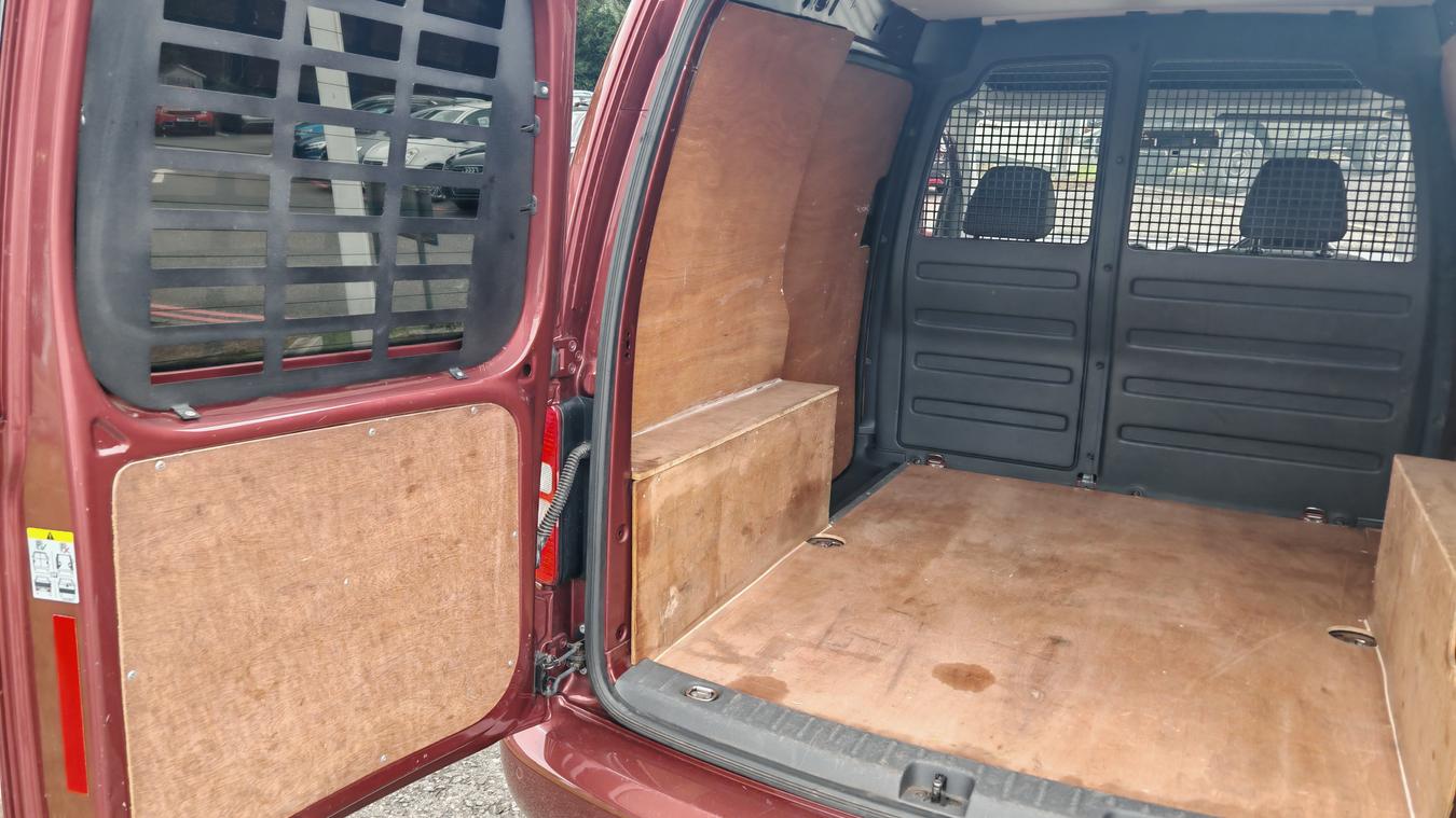 Used Volkswagen Caddy GJ64XTV 14