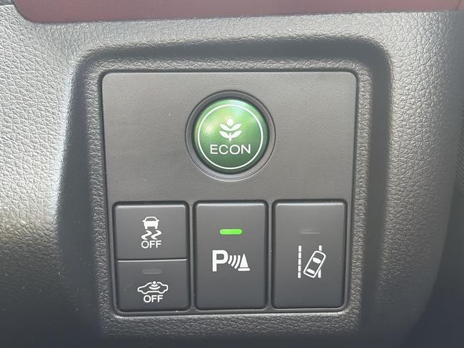 Honda HR-V Photo bf66bc9e-86da-49df-94f9-bde7e548ec4f.jpg