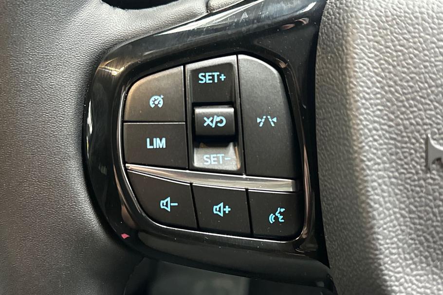 Used Ford TRANSIT CUSTOM LL75RVA 20