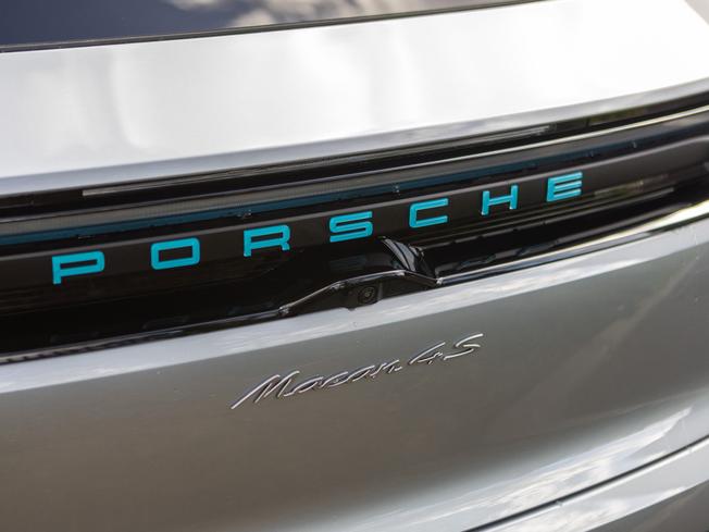 PORSCHE Macan Photo 30