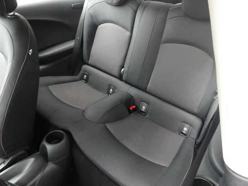 MINI Hatch Photo bf920956-3a35-4856-9f98-f2c4e4d8e2a8.jpg