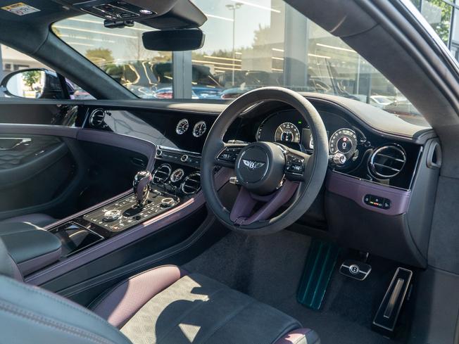 BENTLEY Continental GT  Photo 4