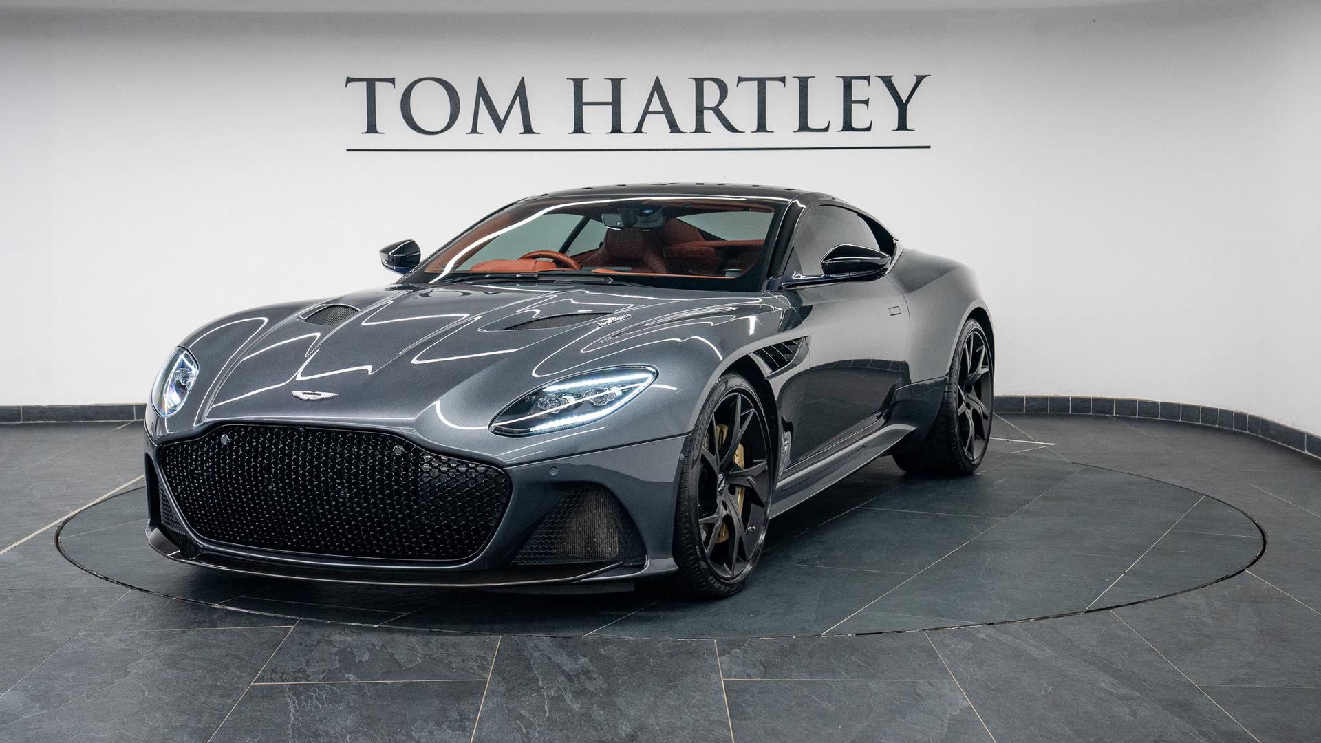Aston Martin DBS Photo bfa1597a-93ea-43da-950b-432c6ea8b24f.jpg
