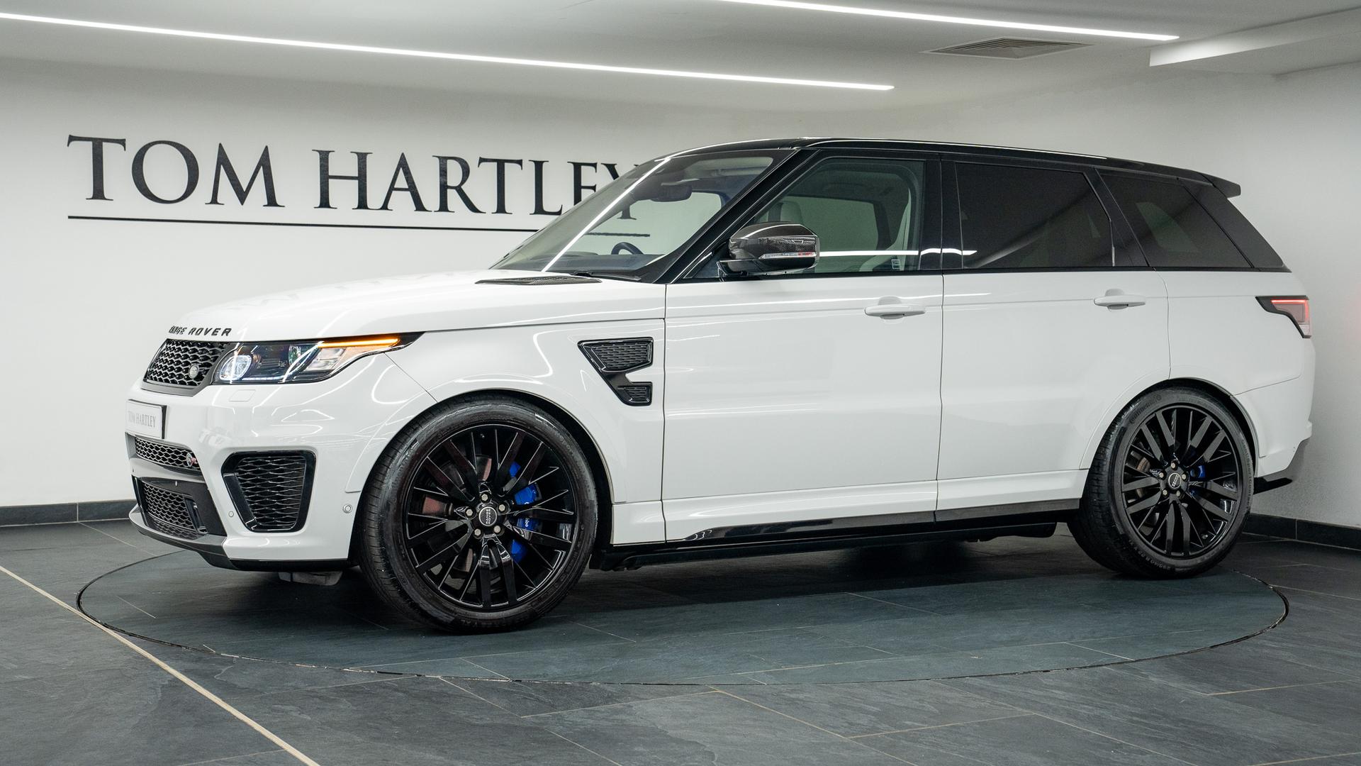 Land Rover Range Rover Sport Photo bfa58138-8588-4e8c-8a4d-1c1fa0bdca96.jpg