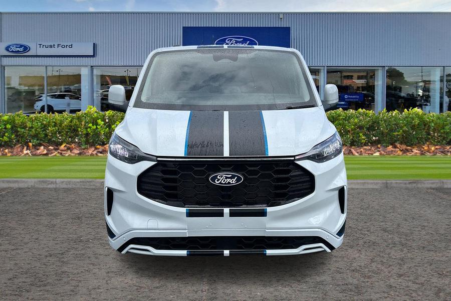 Ford TRANSIT CUSTOM Photo bfc267d6-bd16-477f-b5fd-6a51c0f1b667.jpg