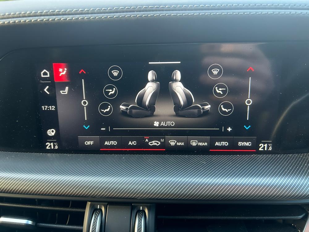 Used Alfa Romeo Stelvio EU74RFX 35