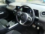 Mercedes-Benz GLA Photo 13