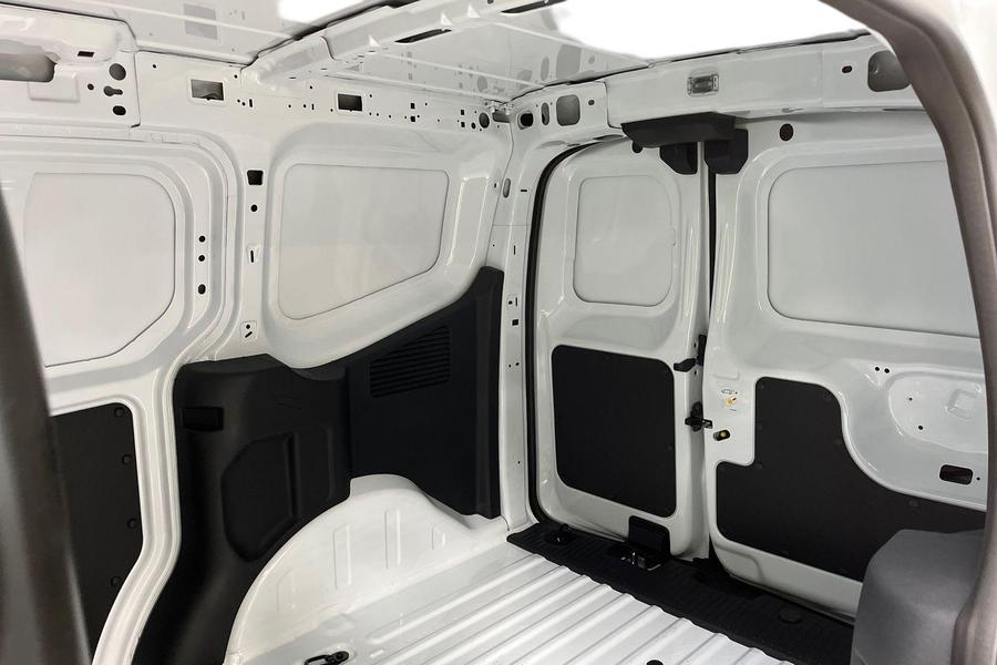 Ford TRANSIT COURIER Photo bfcfe2d9-e354-4f10-9538-cf6d903231cd.jpg