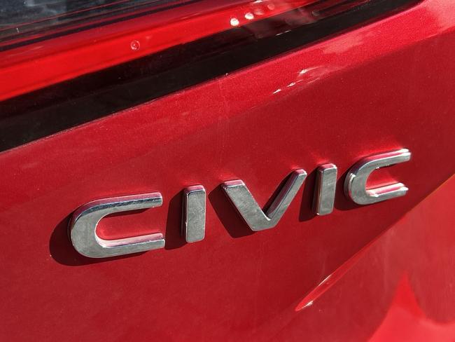 Honda Civic Photo bfe947de-9996-4a4e-a60a-46e559ff0159.jpg
