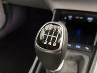 HYUNDAI BAYON Photo 6