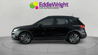 SEAT ARONA Photo 2