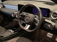 MERCEDES-BENZ A CLASS Photo 3