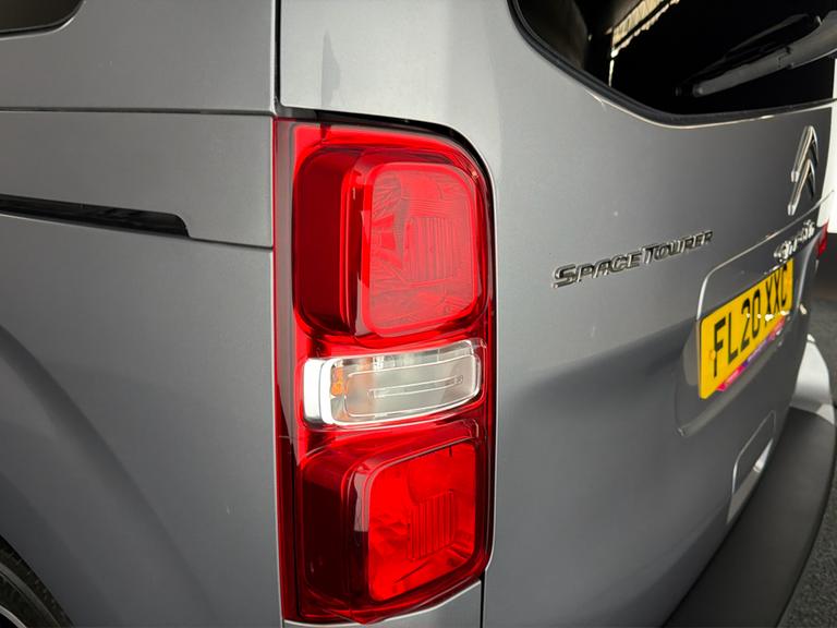 Citroen Spacetourer Photo bsapi-0054548e9fce86b0683307fe1b39909386f5b6d1.jpg