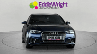 Audi A4 Photo 1