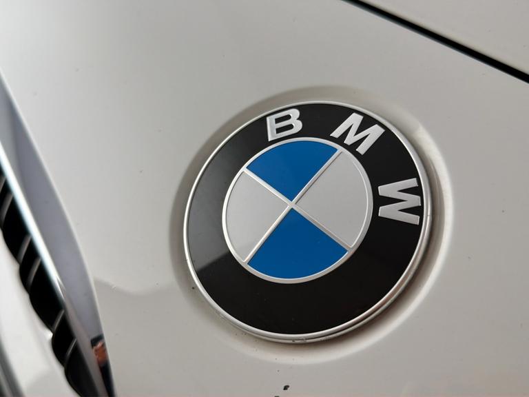 BMW 2 SERIES Photo bsapi-010e8b9b1d59538f103ed46f73b924692f10c33a.jpg