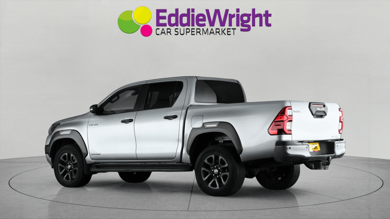 TOYOTA HILUX Photo bsapi-0186d51ed8f1432859c3a1e33fa15abcb2bbff03.jpg