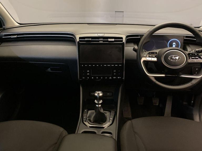 HYUNDAI TUCSON Photo bsapi-01ff2c383d28fd53958332229175b7907ad6880d.jpg