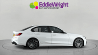 BMW 3 Series Photo 7