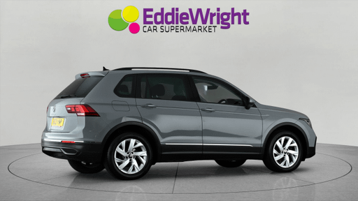 Volkswagen TIGUAN 1.5 TSI 150 Bhp LIFE (NQ)