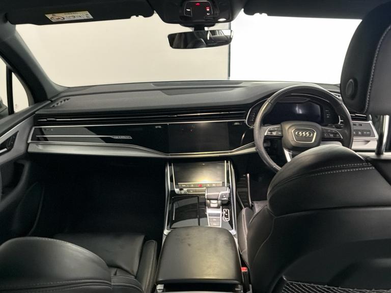 Audi Q7 Photo bsapi-03578d8a838ada46d29b06b77d27ac60d3a69221.jpg