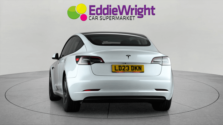 TESLA Model 3 Photo bsapi-035eae86fe9039998dc6afbcbfe65d47bd1723d8.jpg
