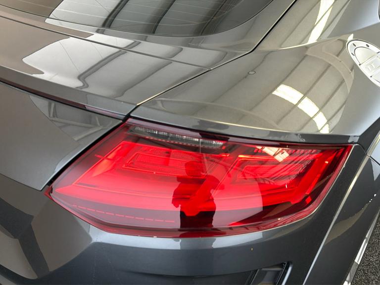 Audi TT Photo bsapi-036e59de131560bbafb8a4725adca5ee8bbe03f2.jpg