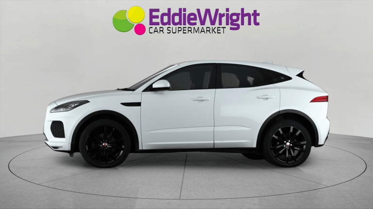 JAGUAR E-PACE Photo bsapi-038d844a7a210861950500e25eb09c5bb45fce3f.jpg