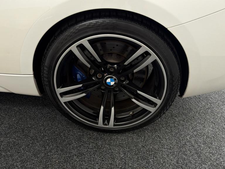 BMW 2 SERIES Photo bsapi-03a3c81a0f4e4b9cc4a342d0c32d745a307836d1.jpg