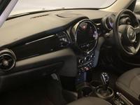MINI HATCH Photo 25