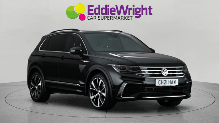 Volkswagen Tiguan Photo bsapi-04e5beedeb467654d663918aebba02914aec7d98.jpg