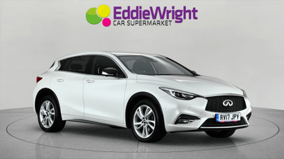 Used 2017 INFINITI Q30 1.5D 109 Bhp PREMIUM (NQ) White at Eddie Wright Car Supermarket