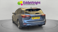Ford FOCUS Photo 1