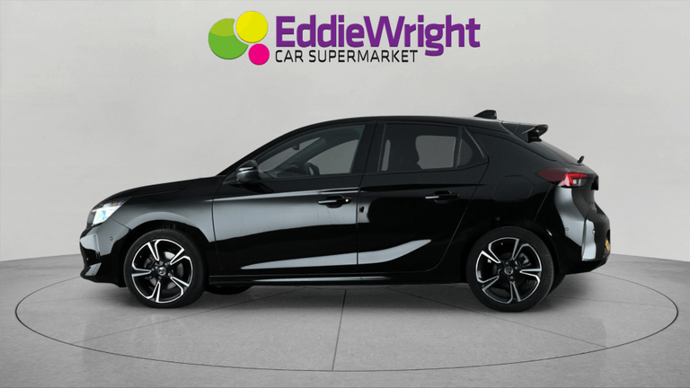 VAUXHALL Corsa Photo bsapi-056600c5e57c2cc60f7262291b468d5addb4d4a6.jpg