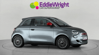 FIAT 500E Photo 8