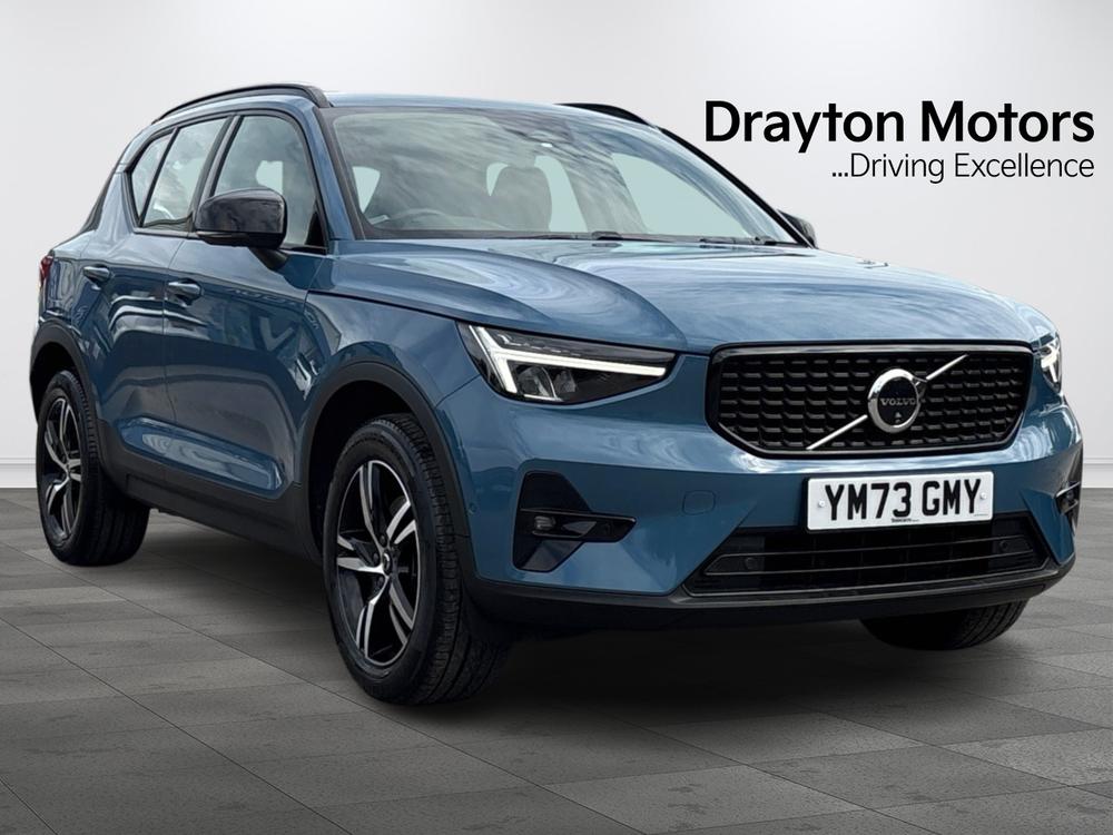 2023 Volvo XC40