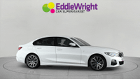 BMW 3 Series Photo 8